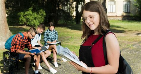 high school literoica
